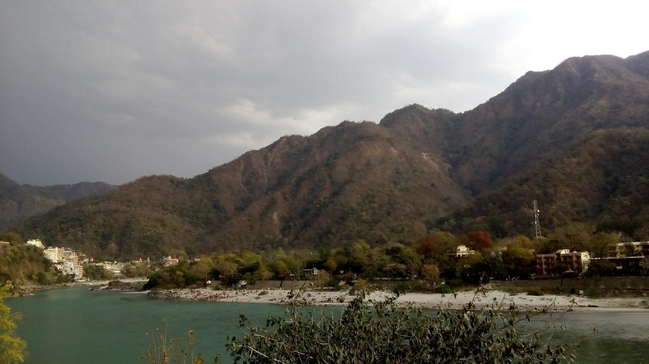 Sanidhya Inn Rishīkesh Buitenkant foto